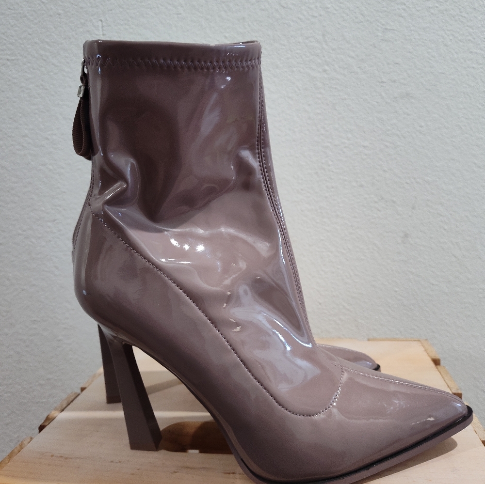 ALDO - Picture 4 of 11